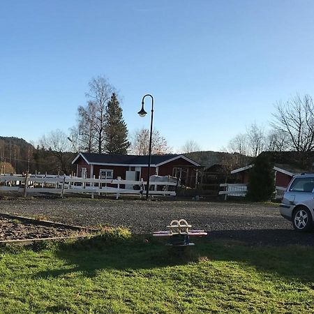 Smabruket Stall Solheim Rodby Exterior foto